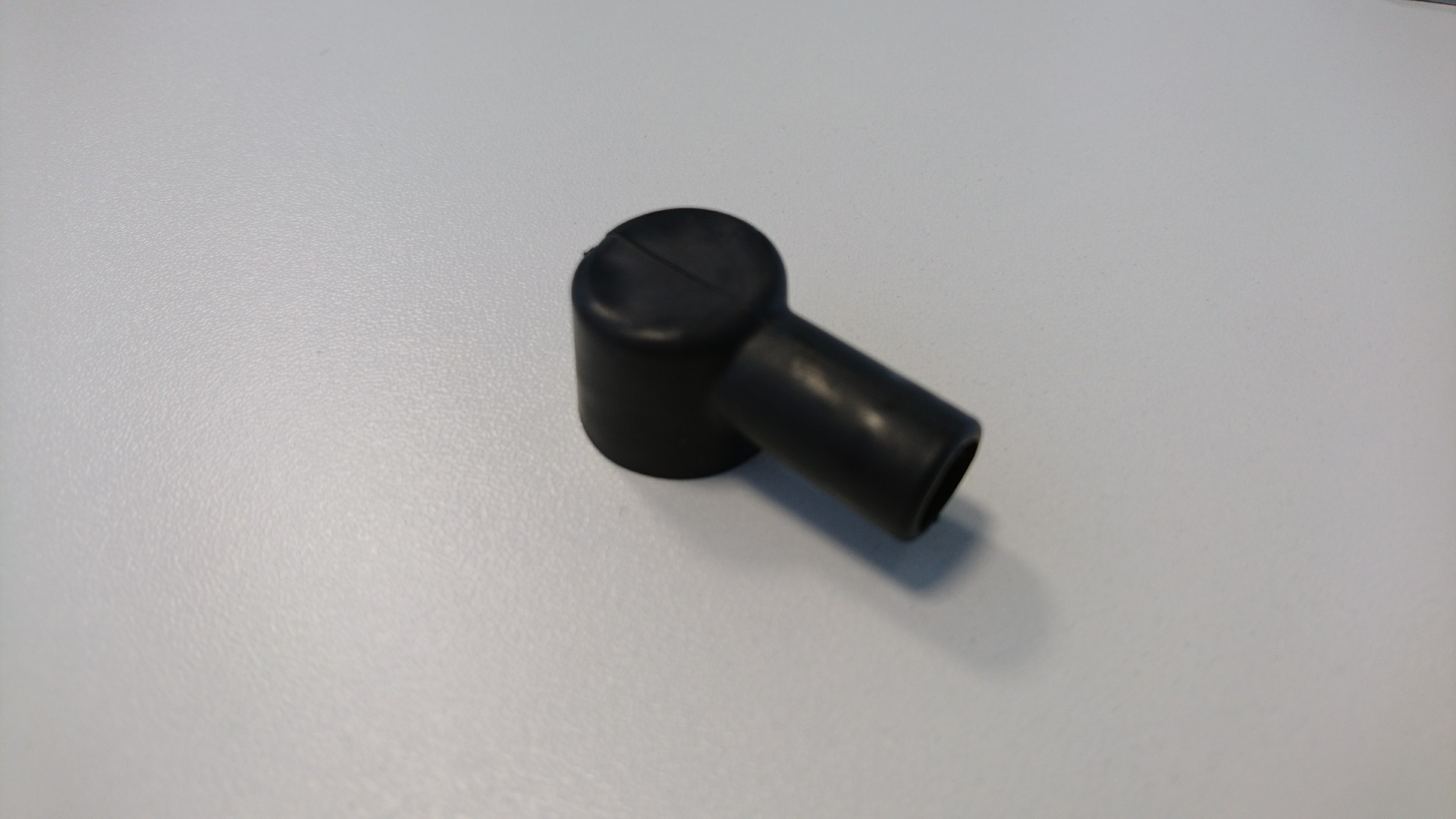 Polkappe schwarz für Kabelquerschnitte von 6-10mm²